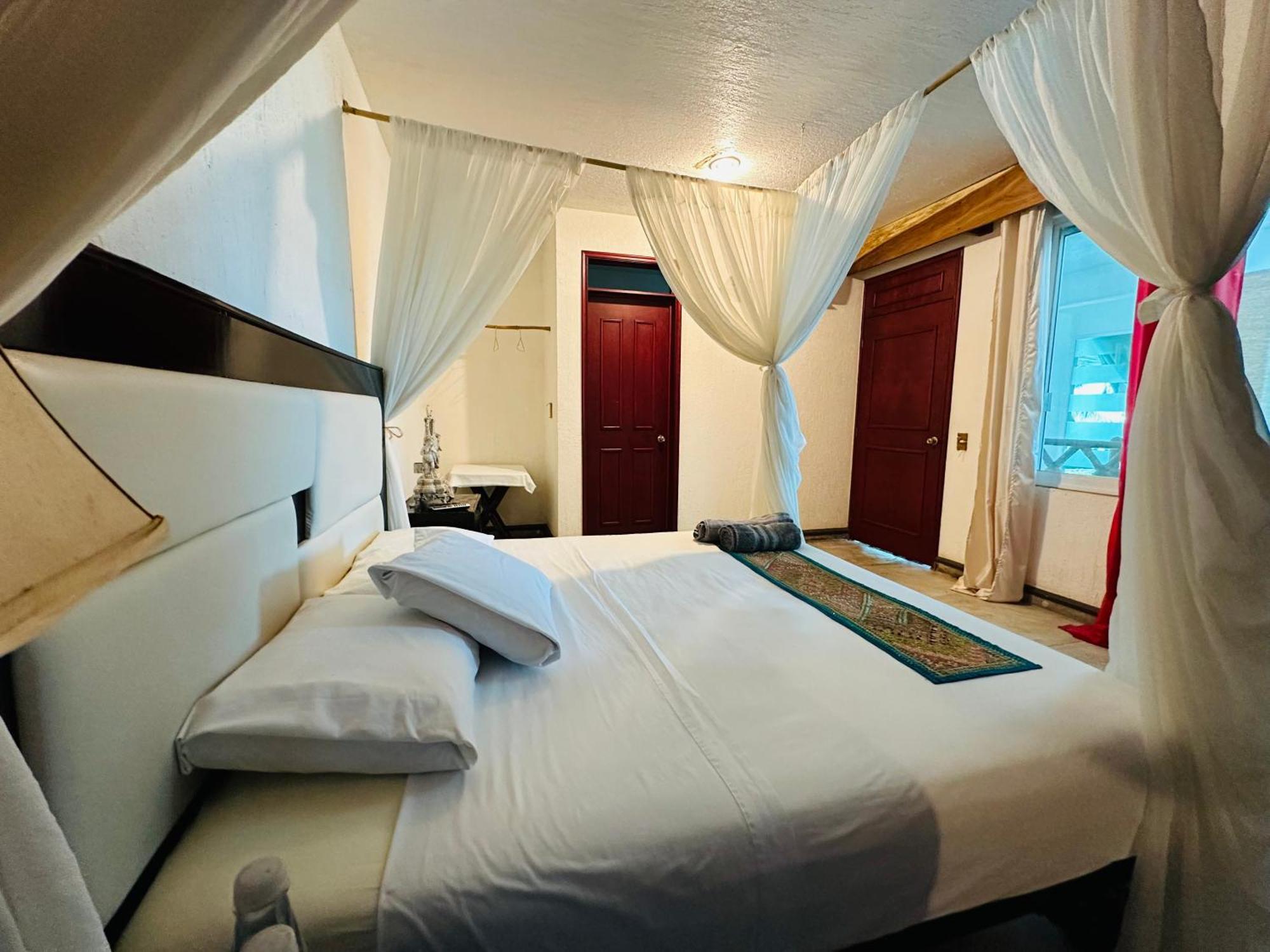 Hotel Boutique Punta Jamaica アカプルコ エクステリア 写真